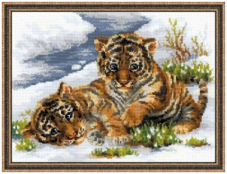 Набор для вышивания Риолис 1564 Тигрята в снегу, 40*30 см